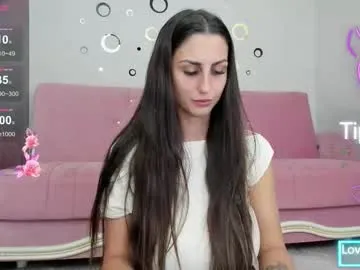 petites_perles – webcam model profile photo Image 13