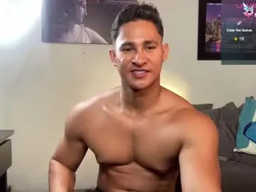 playussoftly – webcam model profile photo Image 3