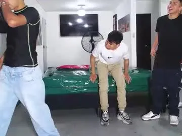 EvelynMills – webcam model profile photo Image 12