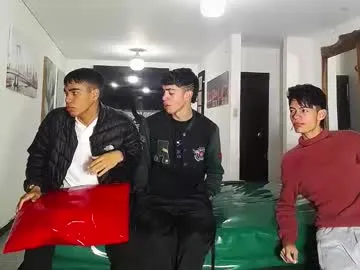 EvelynMills – webcam model profile photo Image 3