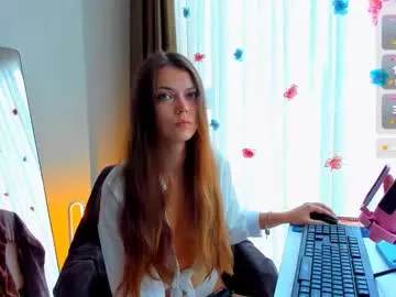 katarasimon – webcam model profile photo Image 4