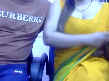 twin_cherry – webcam model profile photo Image 15