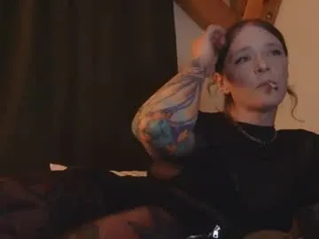 lina_kriss – webcam model profile photo Image 2