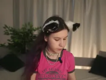 playussoftly – webcam model profile photo Image 9