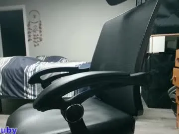 bright_diamonds_054 – webcam model profile photo Image 11