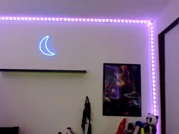 _bamby_baby_ – webcam model profile photo Image 11