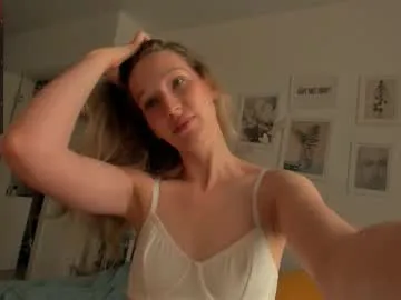 sexy_hot_friends_ – webcam model profile photo Image 10