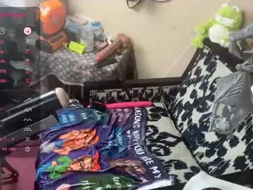 playussoftly – webcam model profile photo Image 5