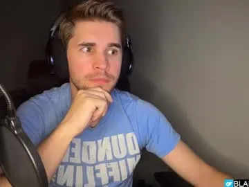 realtryit – webcam model profile photo Image 18