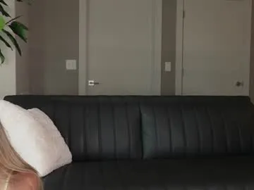 keix_moon – webcam model profile photo Image 7