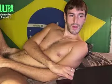 julesmedstudent – webcam model profile photo Image 12