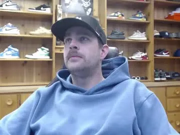 sweetyoops – webcam model profile photo Image 4