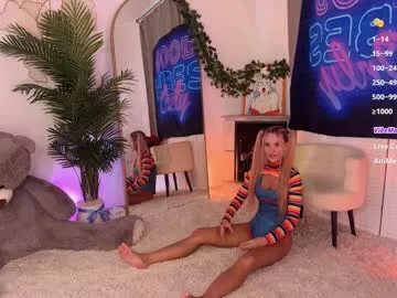 connie_deep – webcam model profile photo Image 13