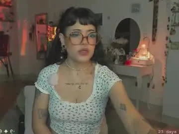 realtryit – webcam model profile photo Image 5