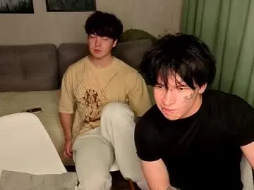 sexy_hot_friends_ – webcam model profile photo Image 12