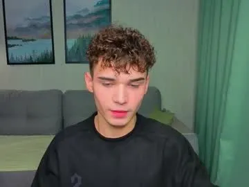 sexy_hot_friends_ – webcam model profile photo Image 17