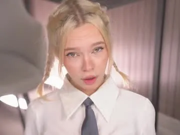 petites_perles – webcam model profile photo Image 10