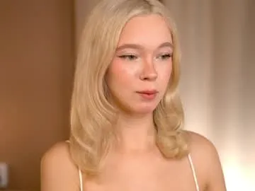 petites_perles – webcam model profile photo Image 3