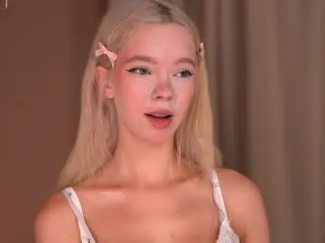 petites_perles – webcam model profile photo Image 6