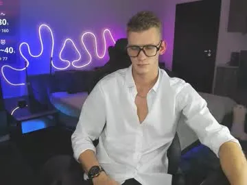 zoey_it – webcam model profile photo Image 16