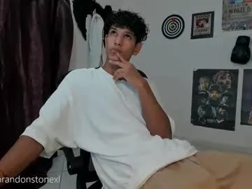 petites_perles – webcam model profile photo Image 19