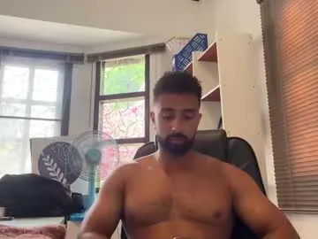 aliyv – webcam model profile photo Image 15