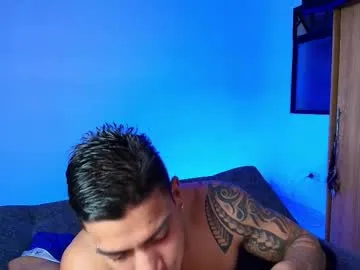 astridwet – webcam model profile photo Image 16