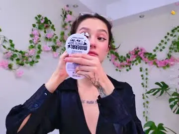 my_dolls – webcam model profile photo Image 11