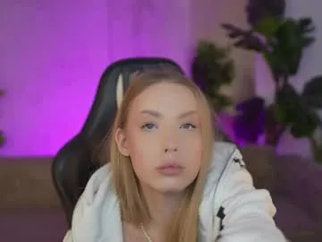 realtryit – webcam model profile photo Image 18