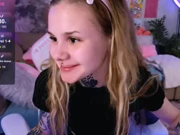 emely_exxotic – webcam model profile photo Image 7