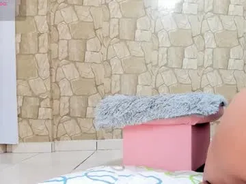 anabel054 – webcam model profile photo Image 12