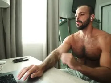 petites_perles – webcam model profile photo Image 3