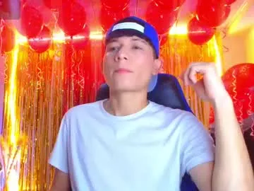 playussoftly – webcam model profile photo Image 12