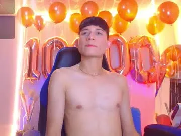 playussoftly – webcam model profile photo Image 2