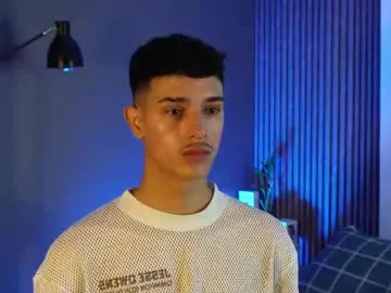 your_dolls – webcam model profile photo Image 2