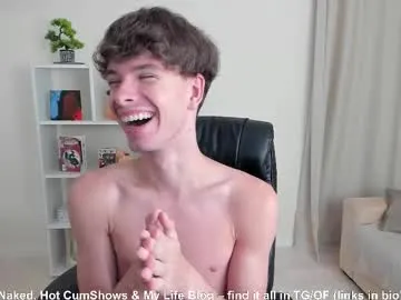 couple_of_fire_ – webcam model profile photo Image 17