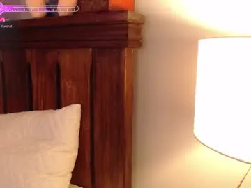 pollyyypocket – webcam model profile photo Image 6