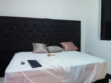 loving_ladies – webcam model profile photo Image 2