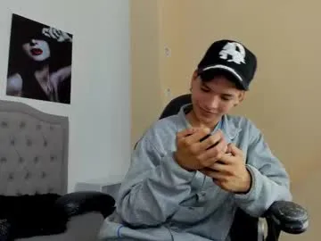 buupsi – webcam model profile photo Image 18