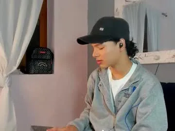 buupsi – webcam model profile photo Image 9