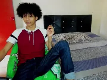 bright_diamonds_054 – webcam model profile photo Image 15