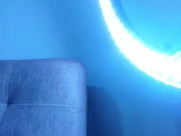 loving_ladies – webcam model profile photo Image 2