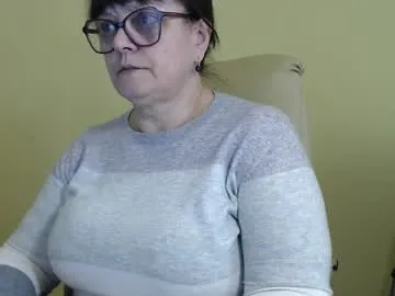 realtryit – webcam model profile photo Image 16