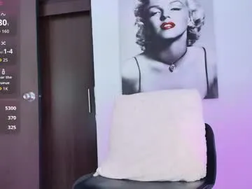 ErikaBonnie – webcam model profile photo Image 17