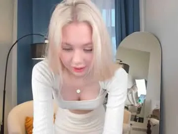 saramist – webcam model profile photo Image 16