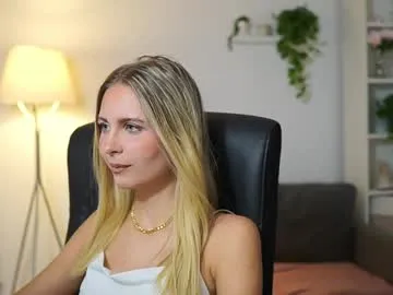 anabel054 – webcam model profile photo Image 6