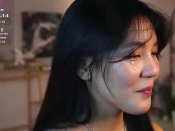 ariana_zc_ – webcam model profile photo Image 17