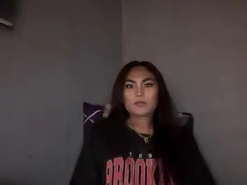 vanandjuani – webcam model profile photo Image 17