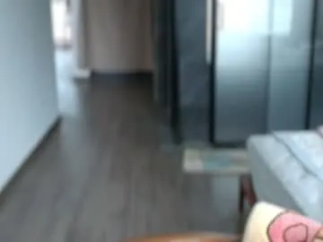 realtryit – webcam model profile photo Image 8