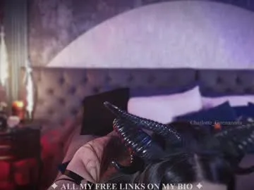 naughtysammx – webcam model profile photo Image 18